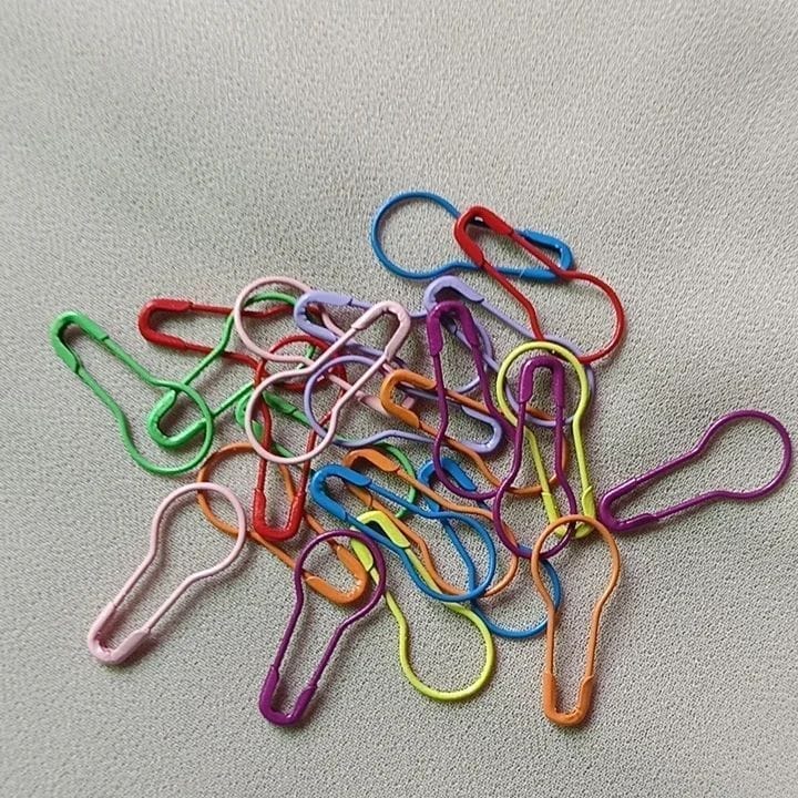 Premium Multi Color Hijab Pins — Metal